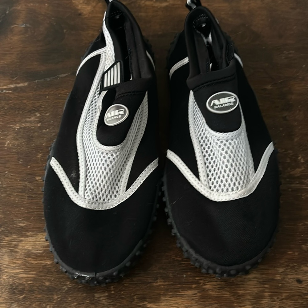 Air Balance water shoes